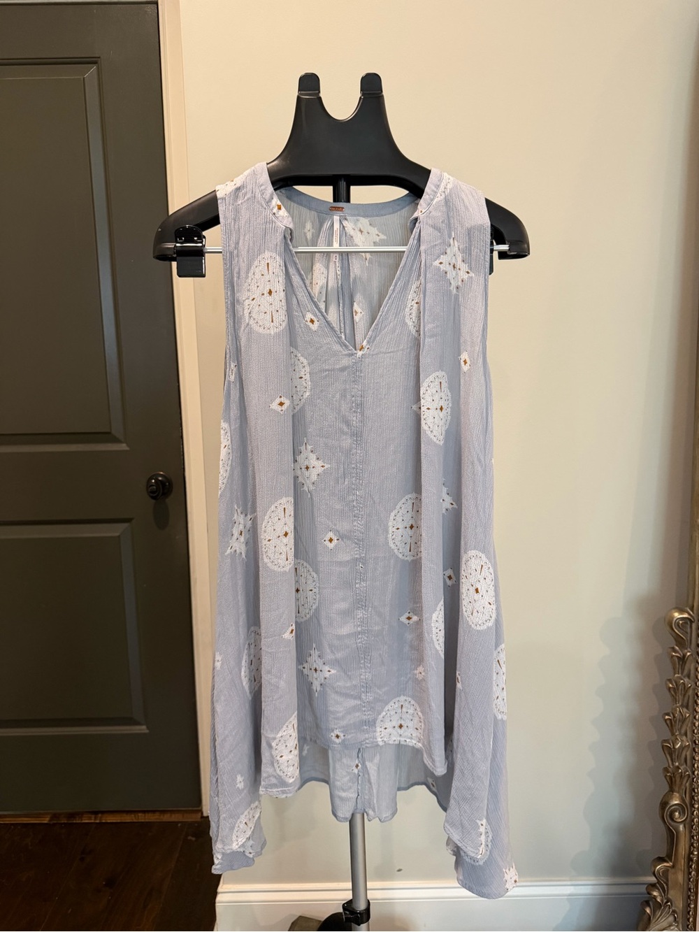 Free People Light Blue Embroidered Sleeveless Tunic Top Medium